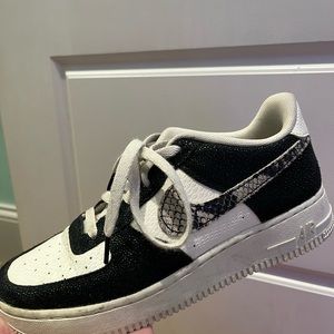 size 8 air force’s